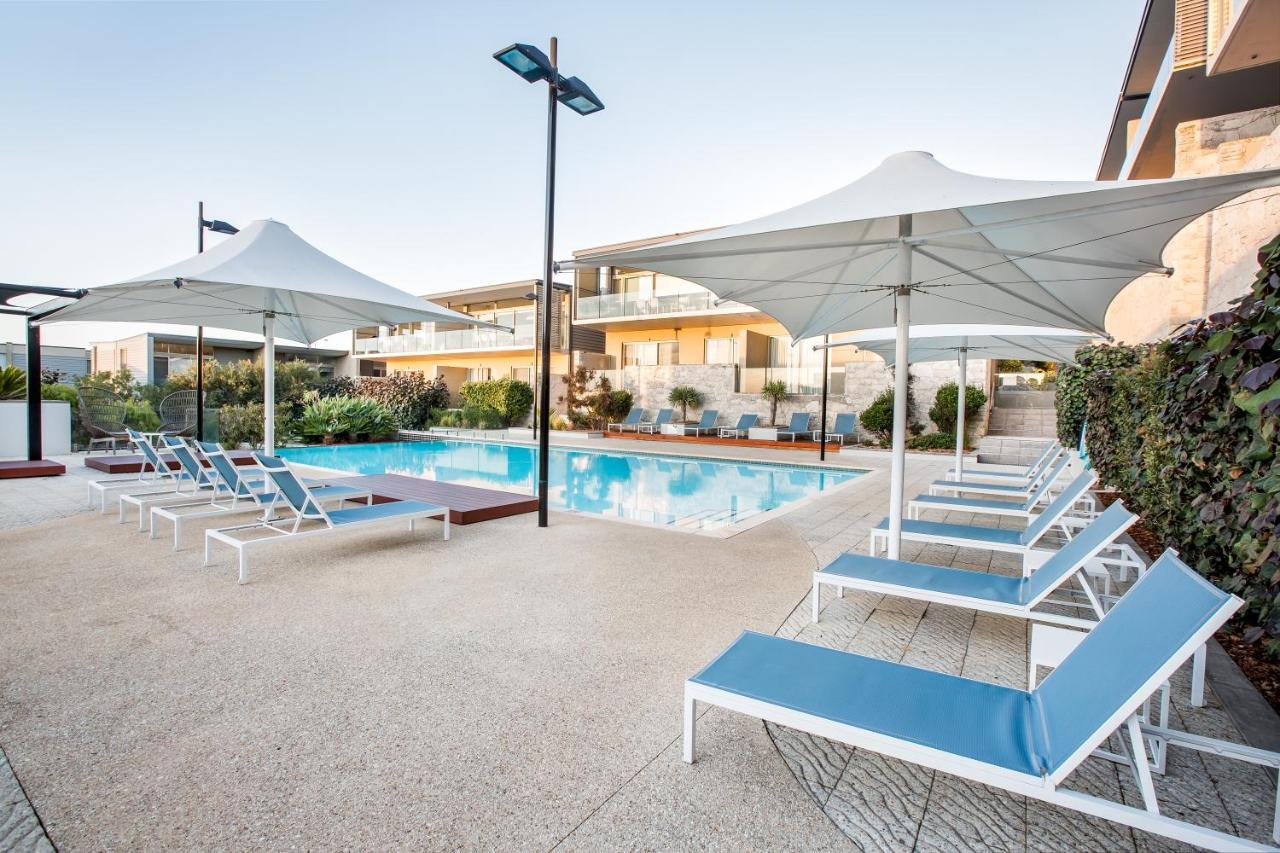 Smiths Beach Resort Yallingup Exterior photo The pool at the hotel