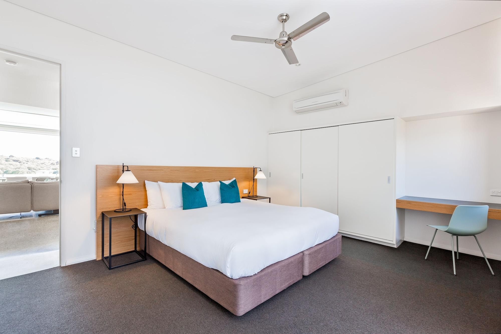 Smiths Beach Resort Yallingup Exterior photo A bedroom at the hotel
