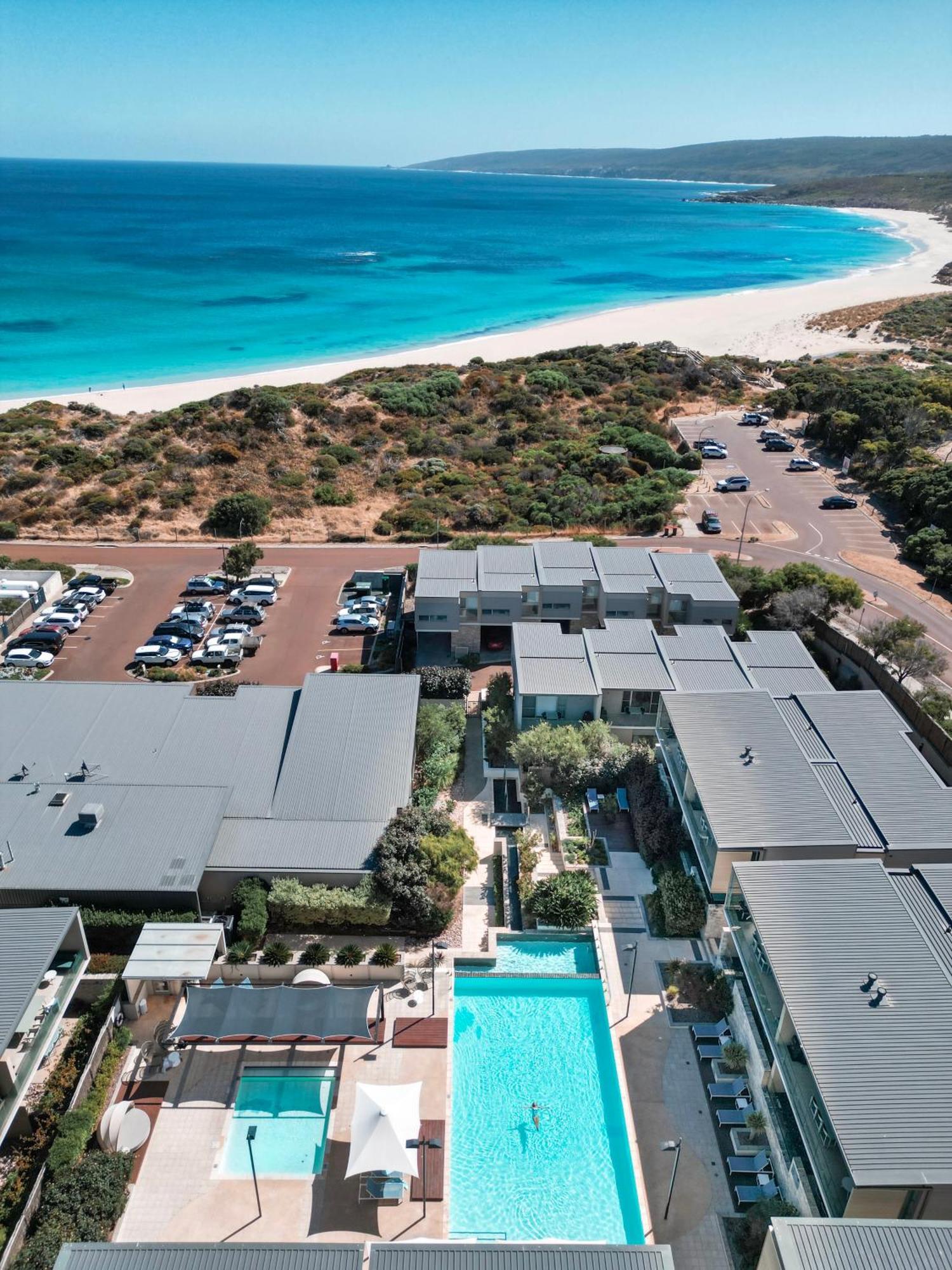 Smiths Beach Resort Yallingup Exterior photo Aerial view of the resort