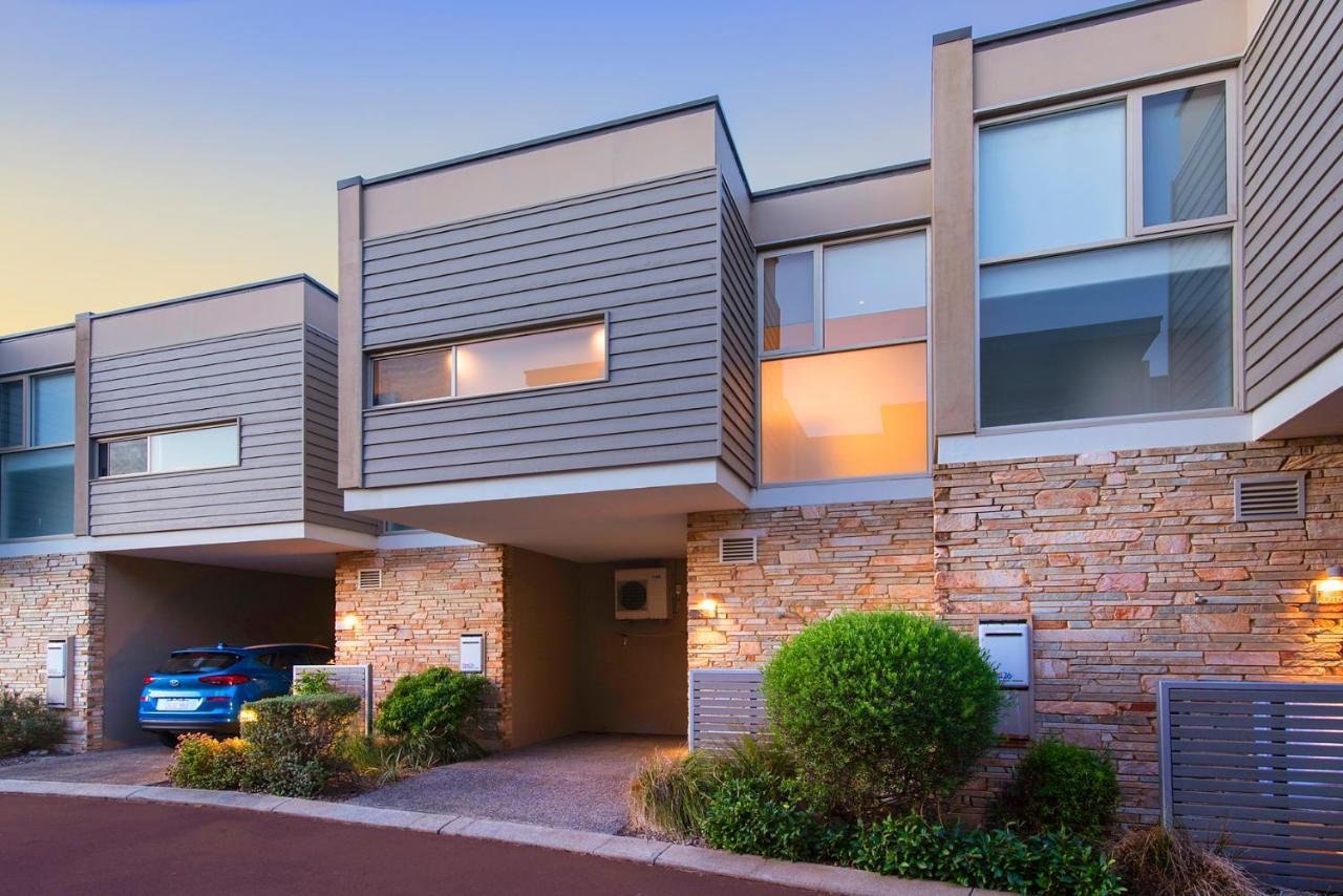Smiths Beach Resort Yallingup Exterior photo Townhouses in the suburb of Randwick, New South Wales, Australia